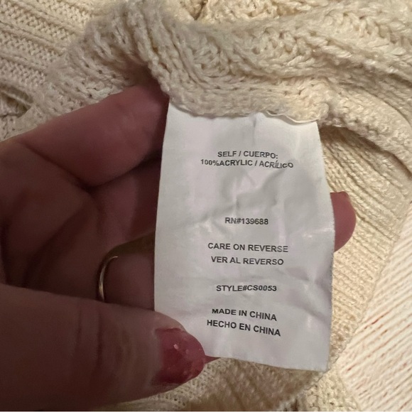 Coco + Jaimeson Knit Sweater - Picture 4 of 4